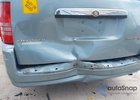 2010 Chrysler Town & Country Touring из США, поврежденный, VIN 2A4RR5D19AR309206